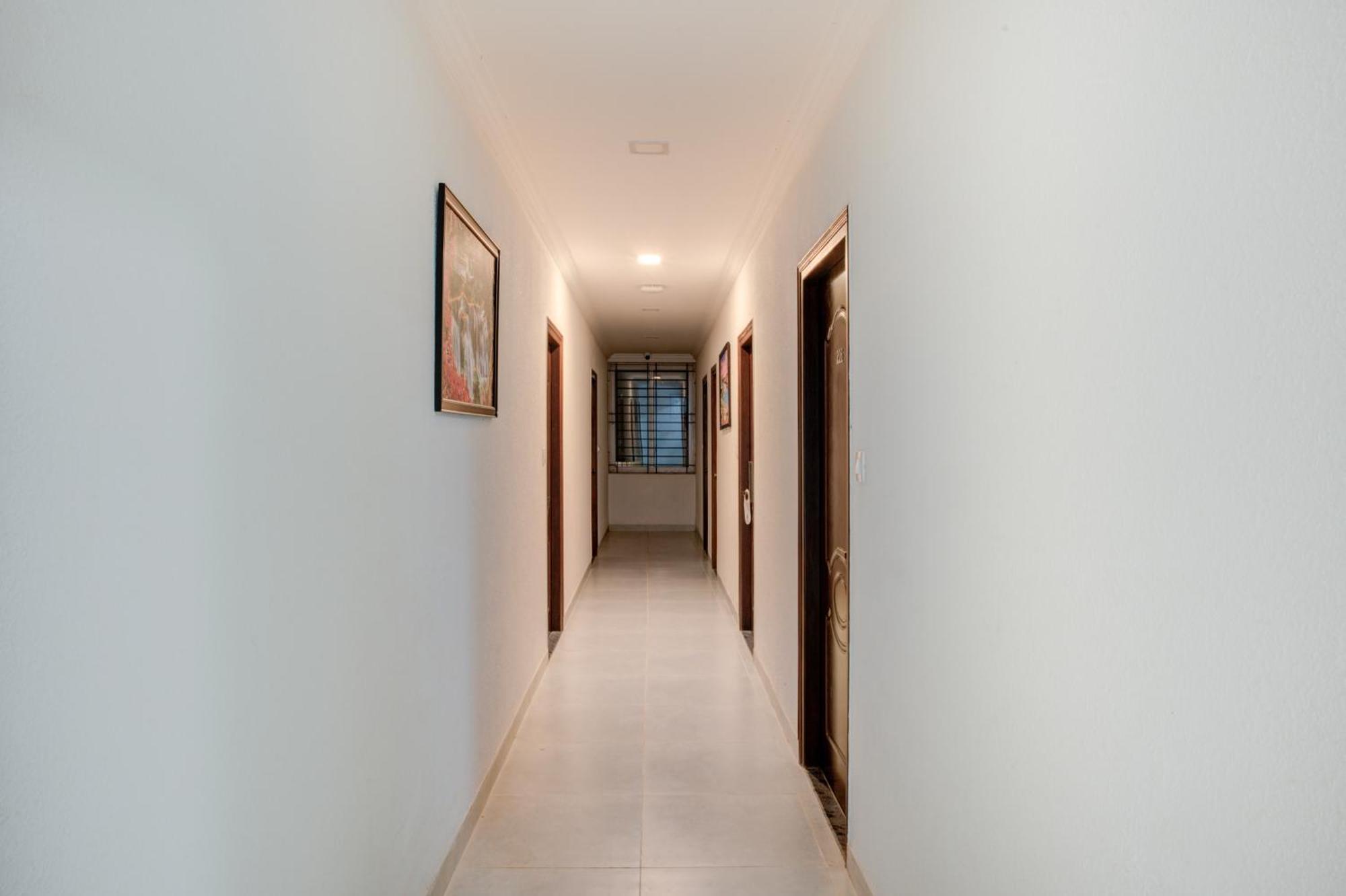 Hotel Sterling Inn Bangalore International Airport Yelahanka Exterior foto